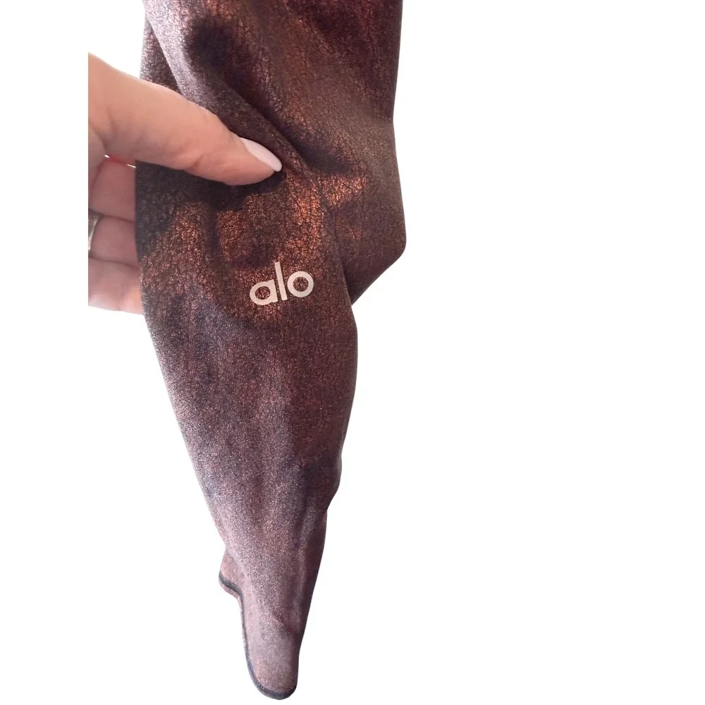 Alo Yoga‎ High Waist Airbrush Leggings M Metallic Cracked Foil Copper Bronze